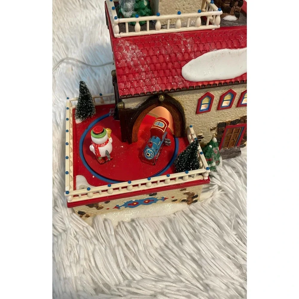 Retired Department 56 Checking it Twice Wind Up Toys